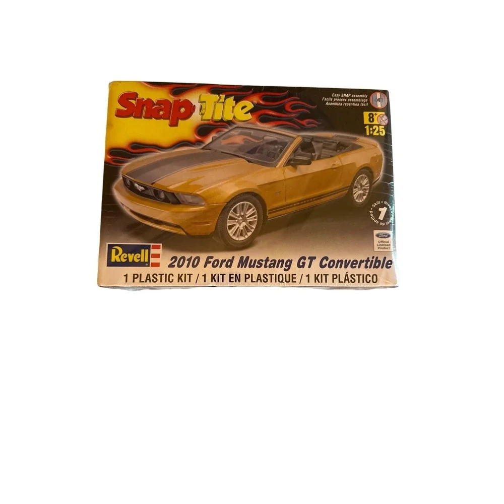 Revell SnapTite 2010 Ford Mustang GT Convertible 1:25 Scale Model Kit